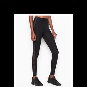Victoria’s Secret Black Leggings Size 4